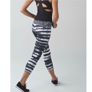 Lululemon Shady Palm Wunder Under Crops